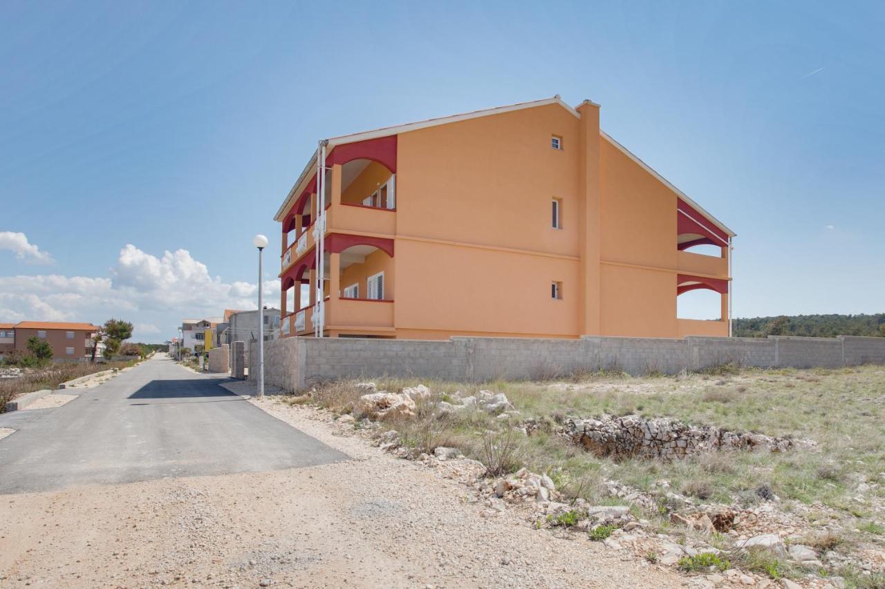 Apartamento Kameni Put Ražanac Exterior foto